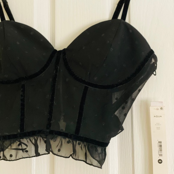 Black Crop Zipper Top - Picture 4 of 9